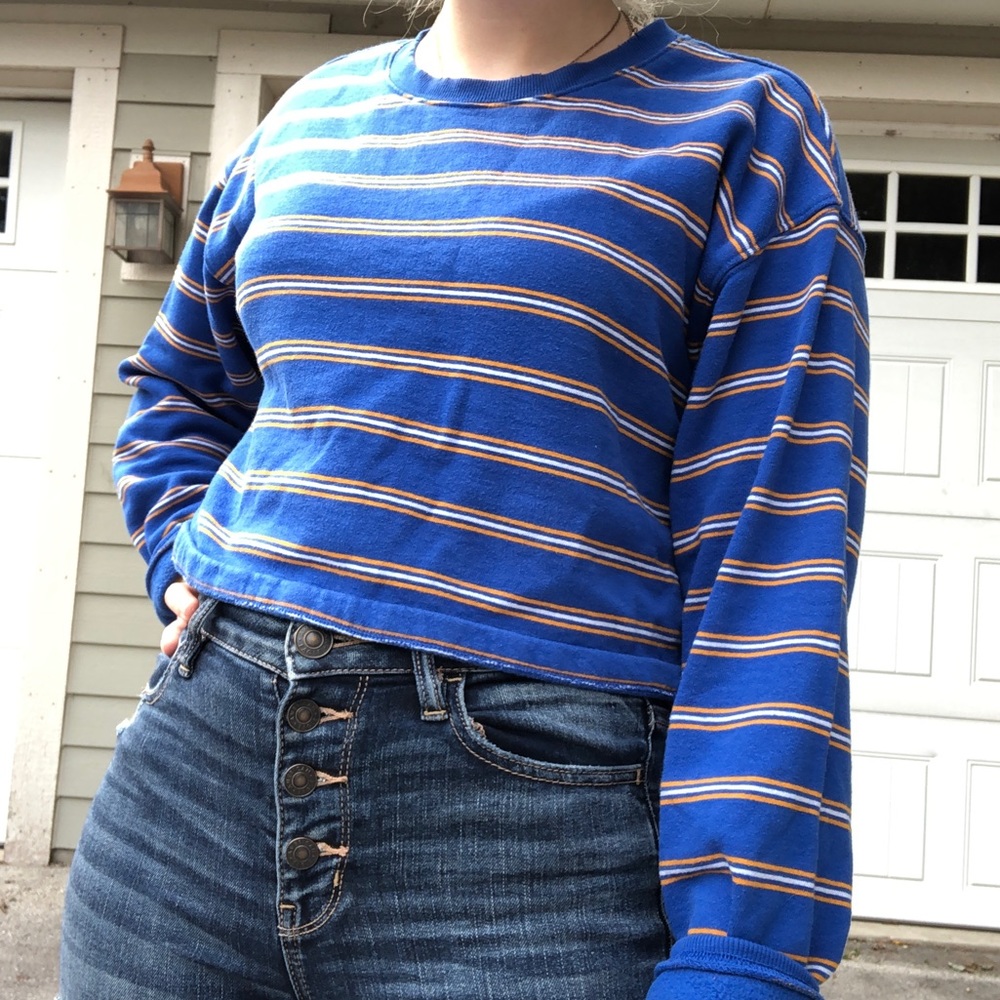Forever 21 Cropped crew neck